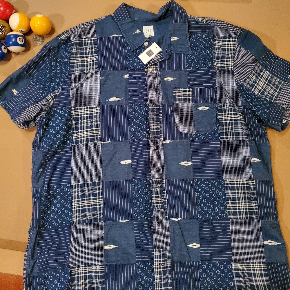 Mens Gap shirt
